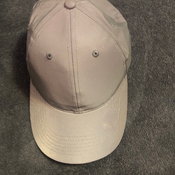 NEW TRENDY HAT - Picture 2 of 6